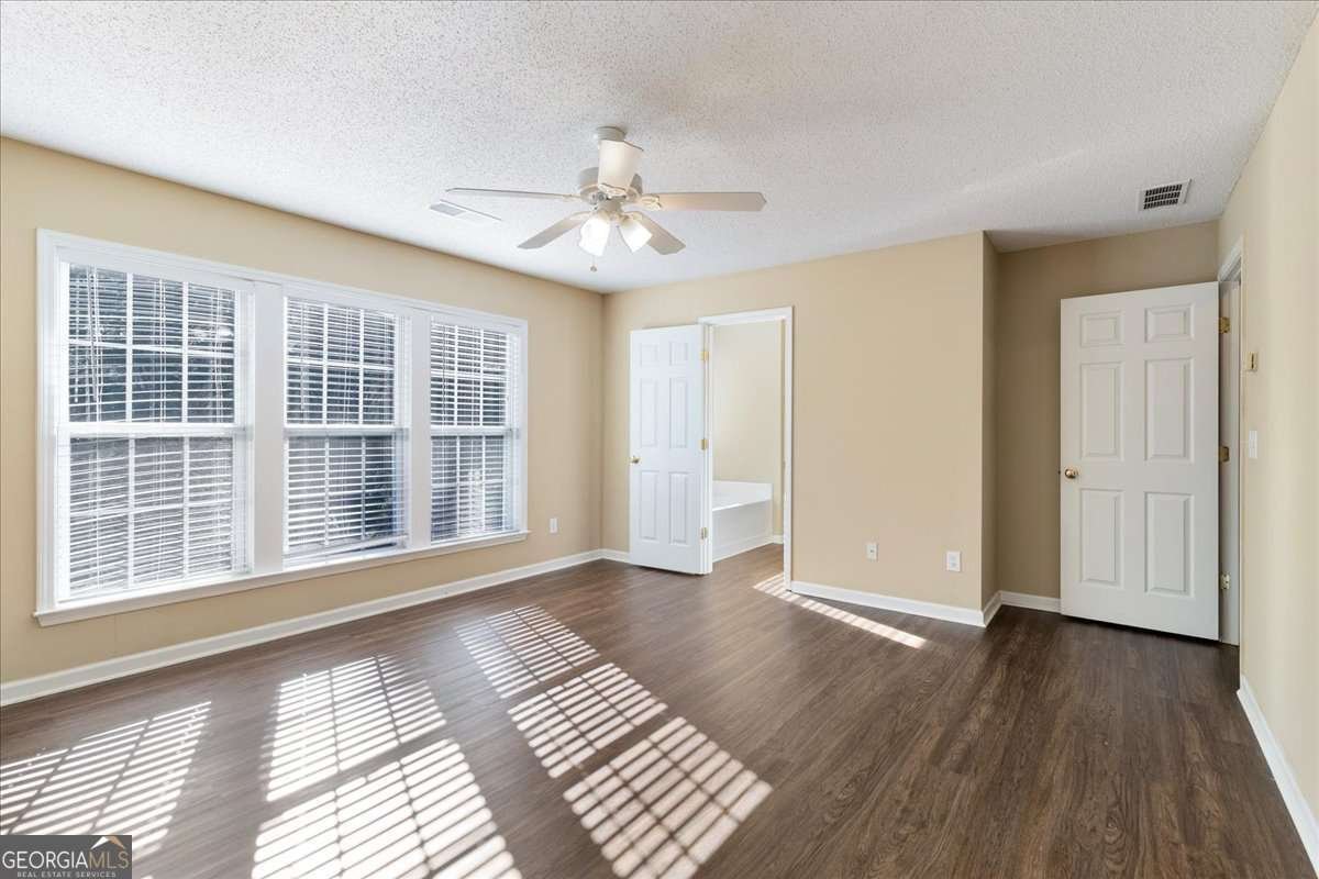 607 Wallnut Hall Trail Woodstock - Photo 17