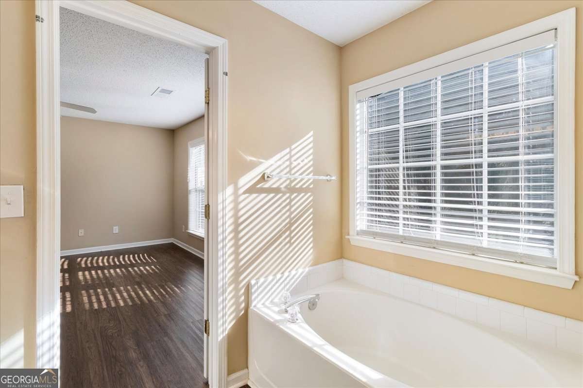 607 Wallnut Hall Trail Woodstock - Photo 20