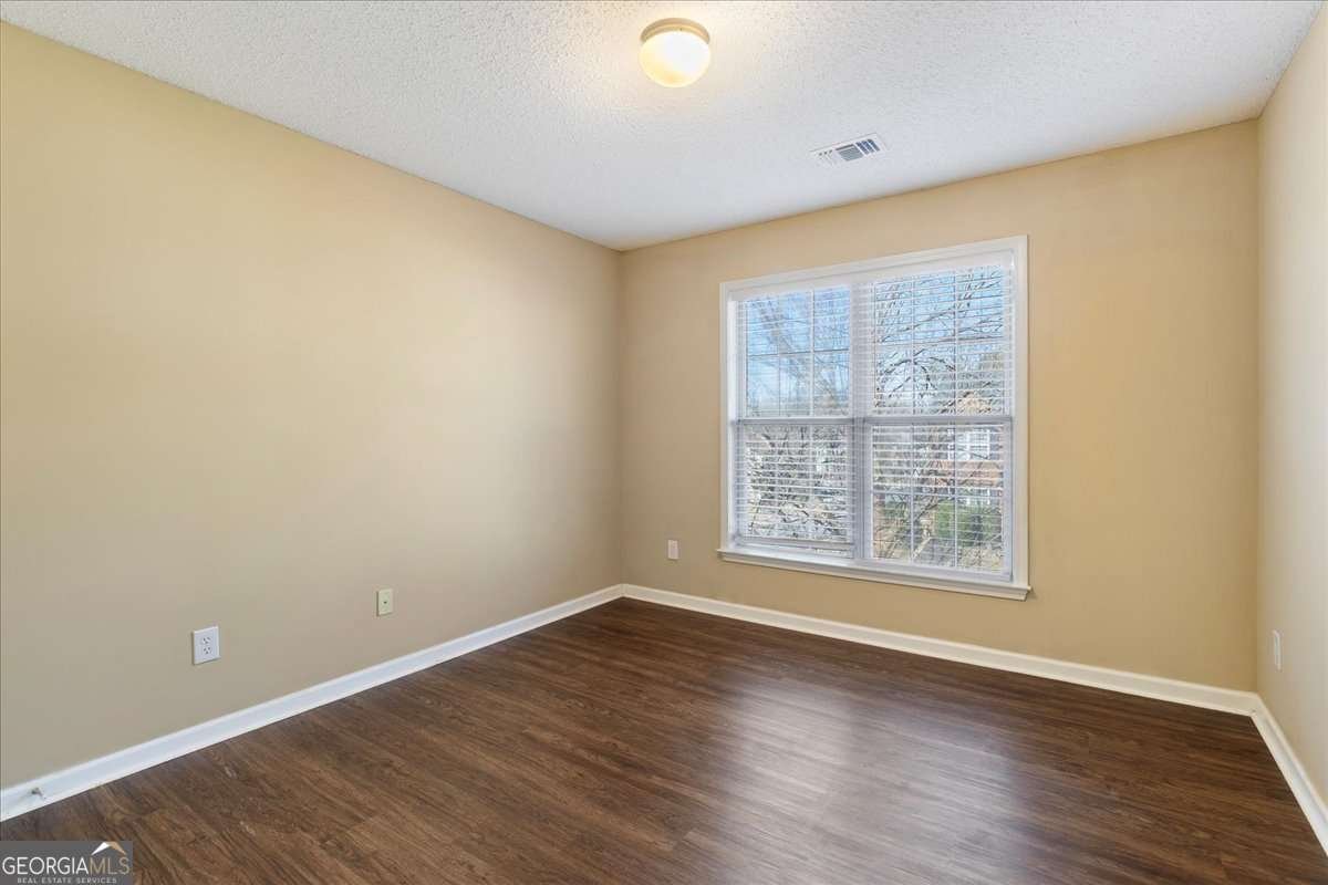 607 Wallnut Hall Trail Woodstock - Photo 28