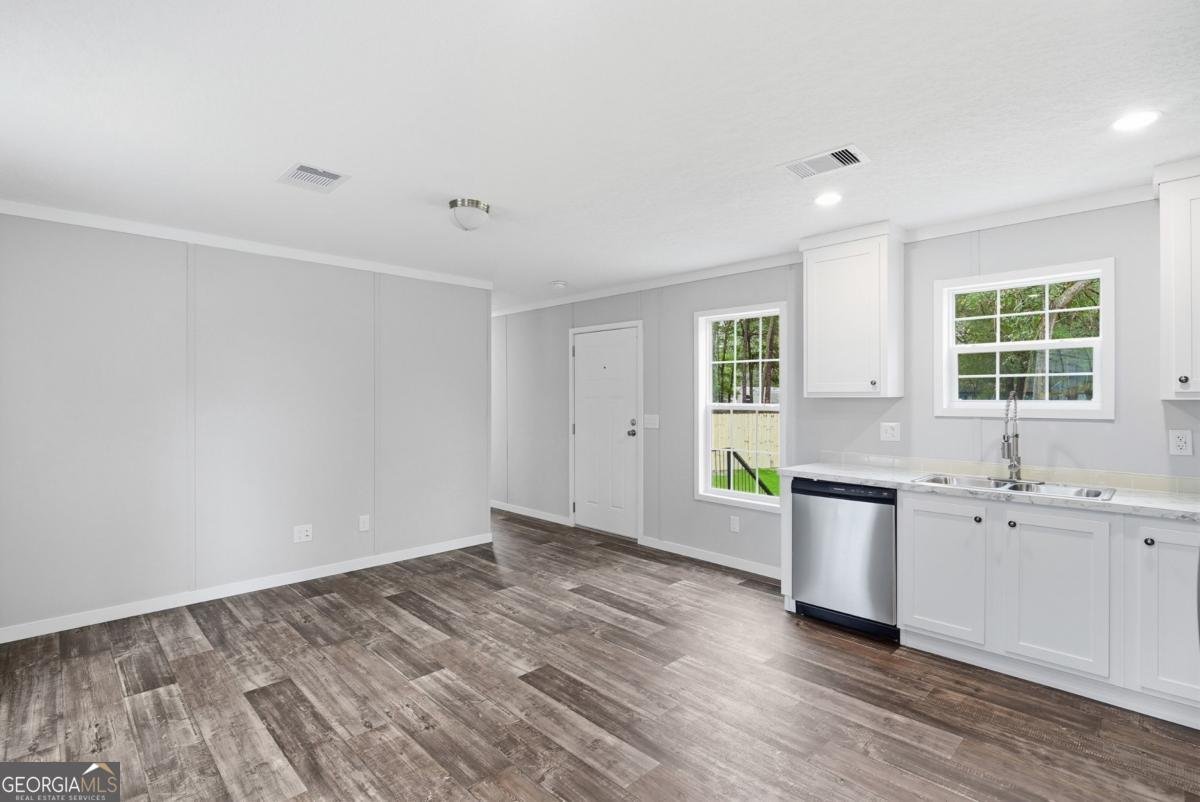 93 Thrasher Lane Jesup - Photo 6