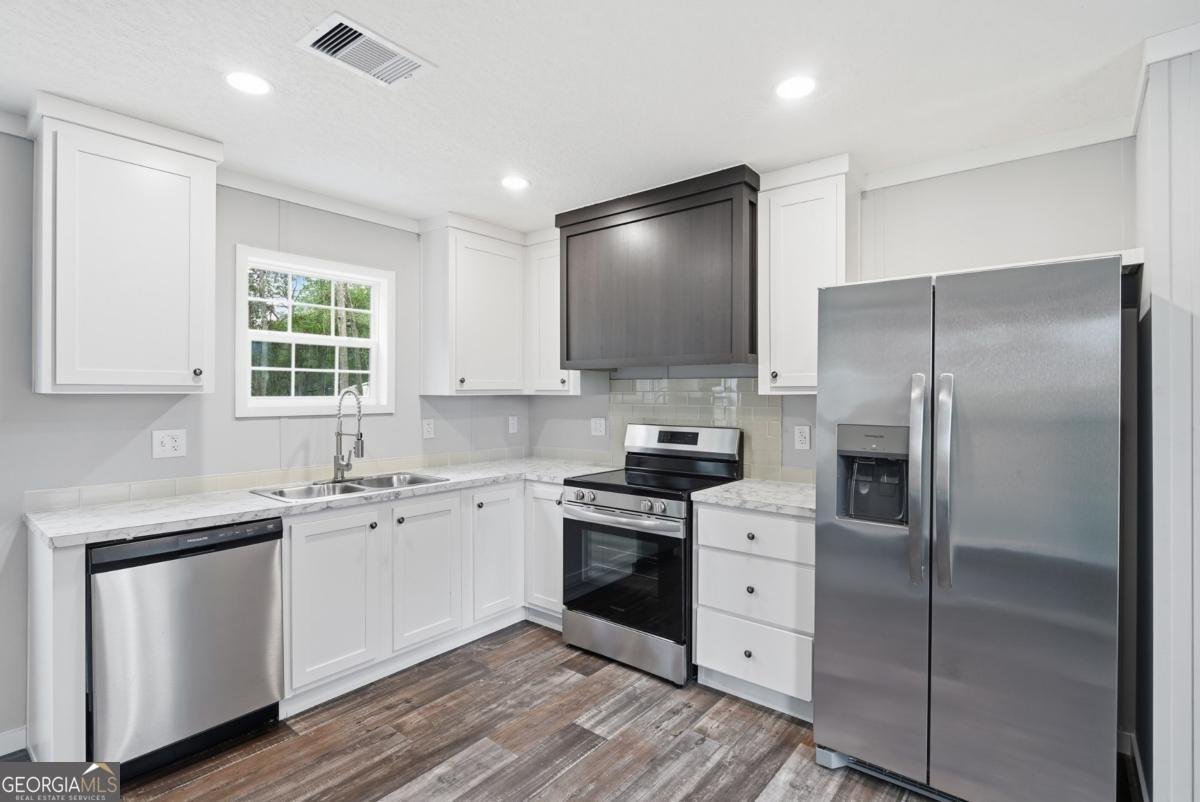 93 Thrasher Lane Jesup - Photo 9