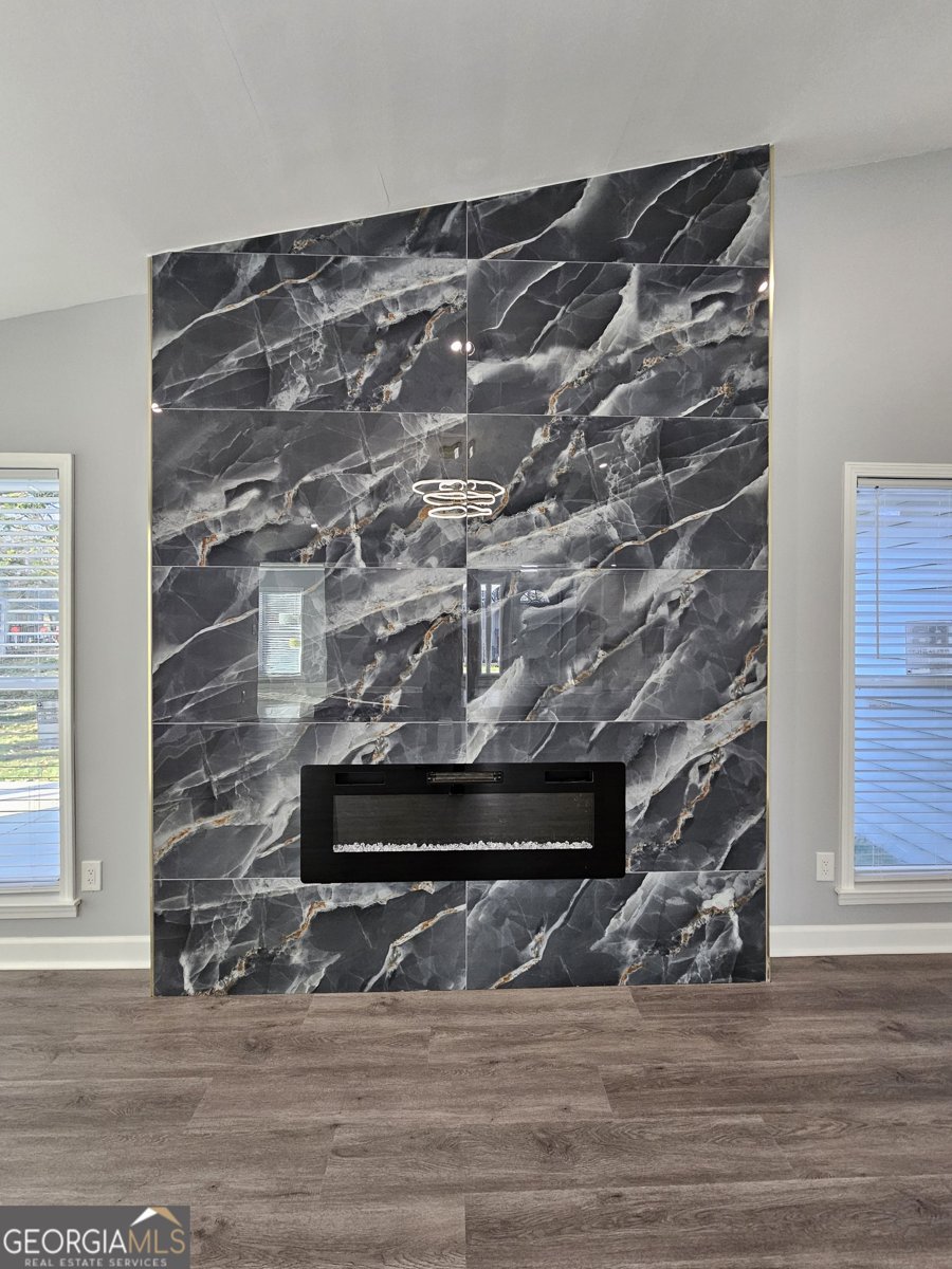 391 Park Ridge Circle Riverdale - Photo 12