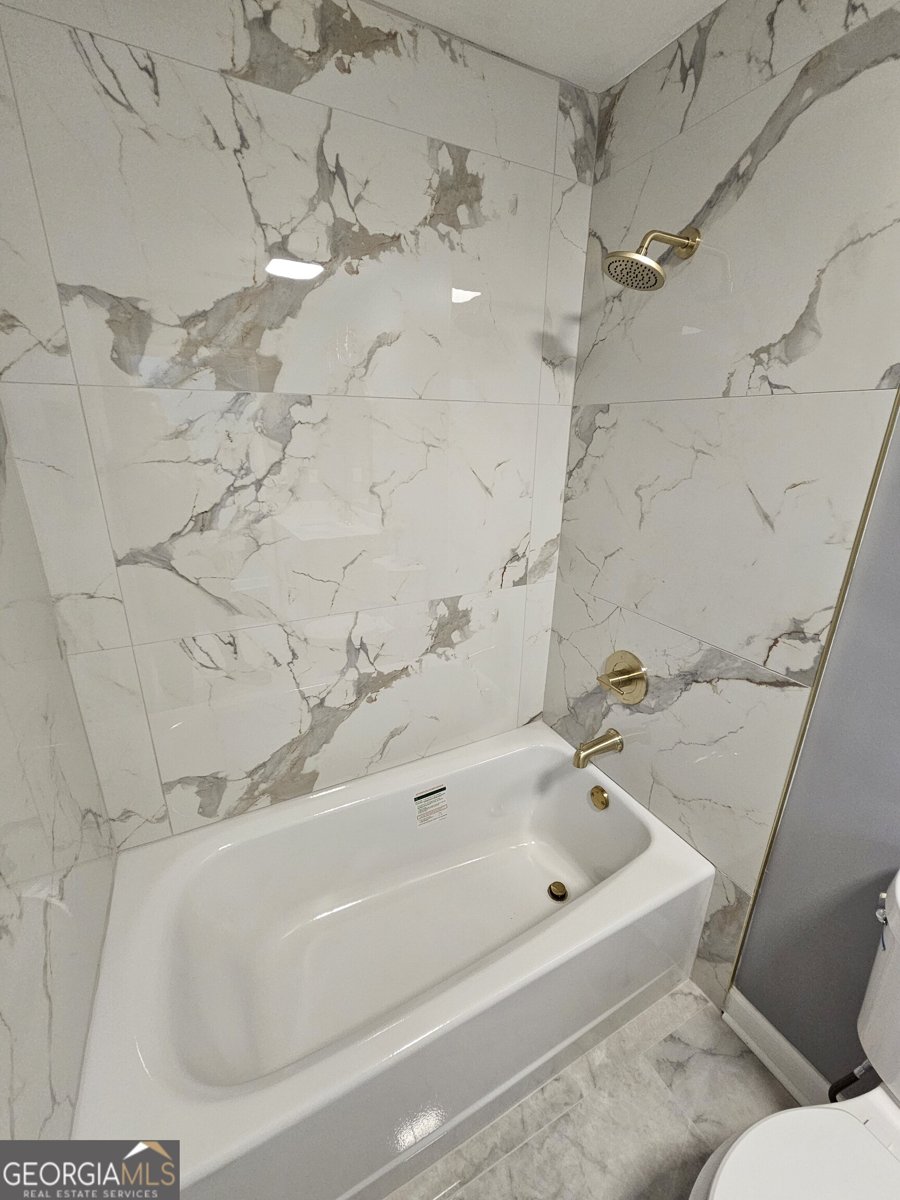 391 Park Ridge Circle Riverdale - Photo 32