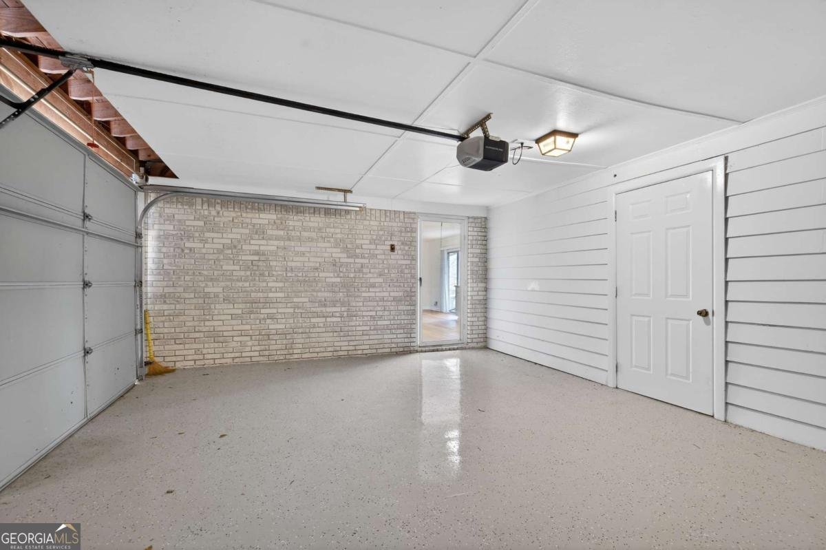 239 Andrea Circle Lilburn - Photo 15