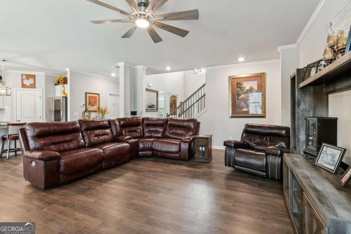 4365 Sunflower Circle Cumming - Photo 12