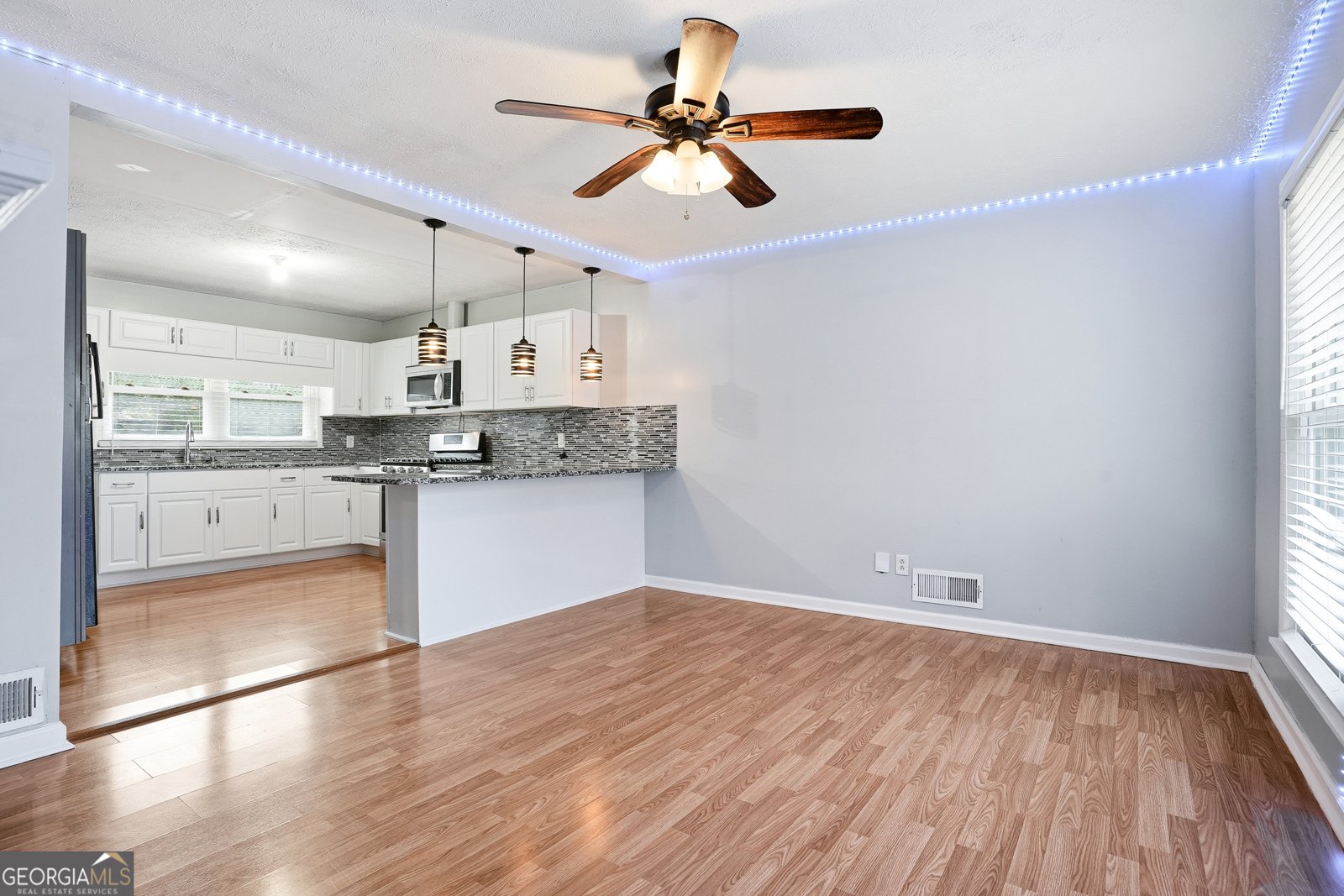 197 Dixboro Drive Jonesboro - Photo 6