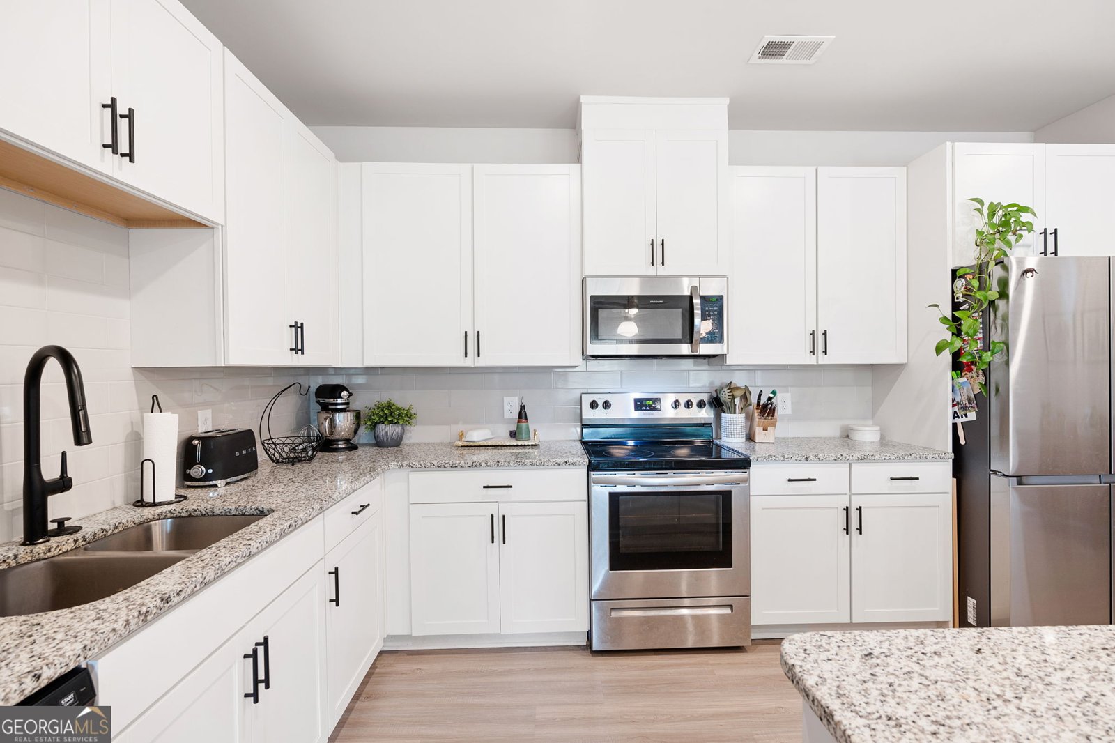 320 Crider Court Woodstock - Photo 8