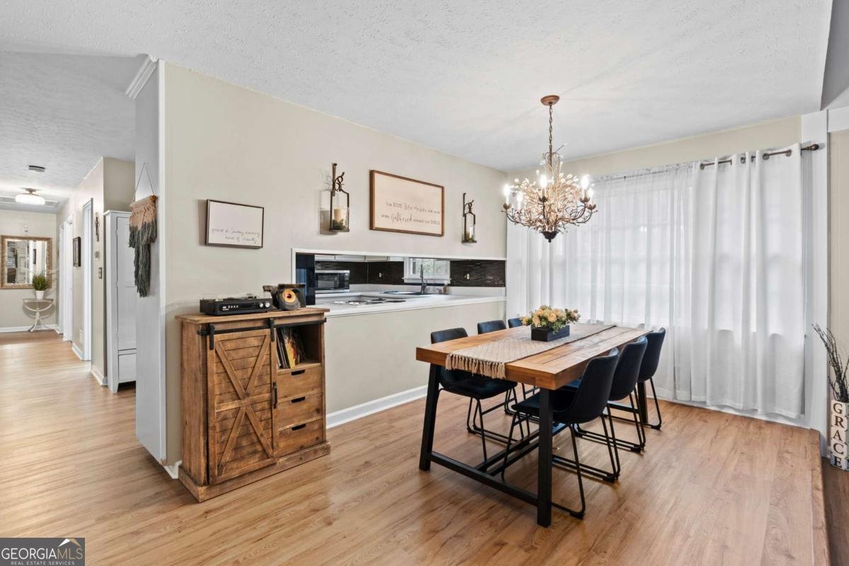 2910 Dara Drive Marietta - Photo 9