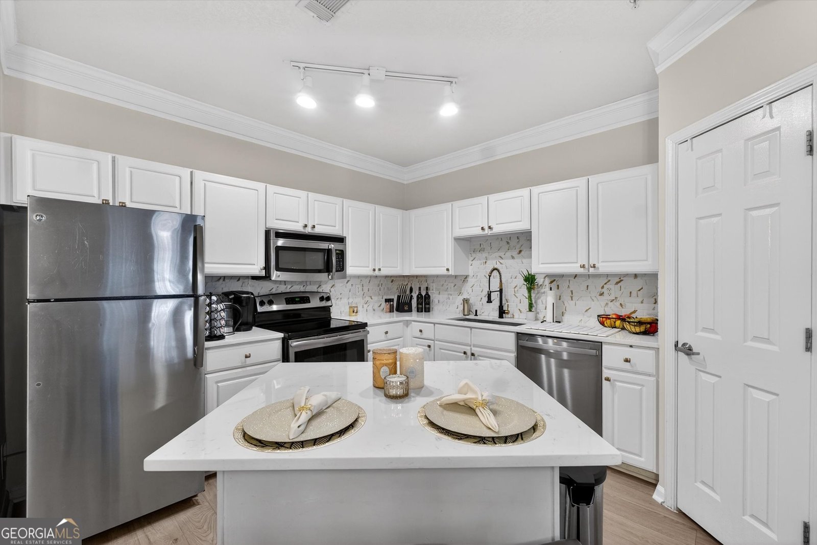 1850 Cotillion Dr Dunwoody - Photo 10