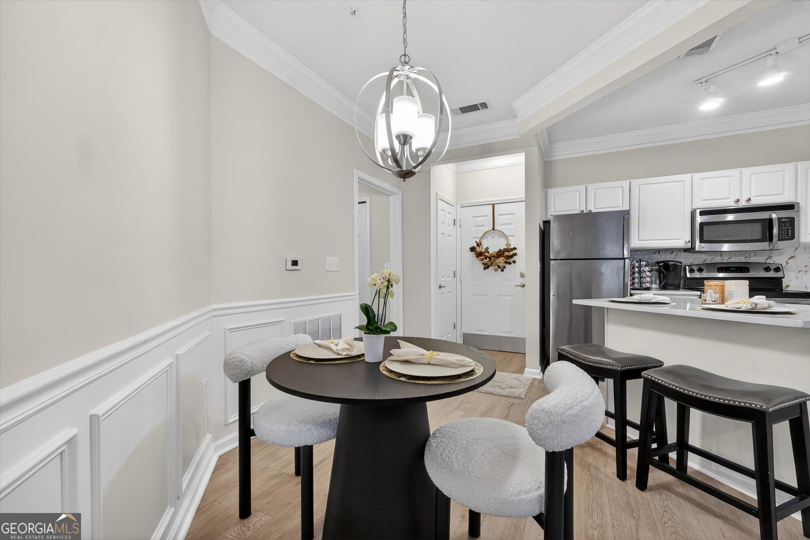 1850 Cotillion Dr Dunwoody - Photo 9