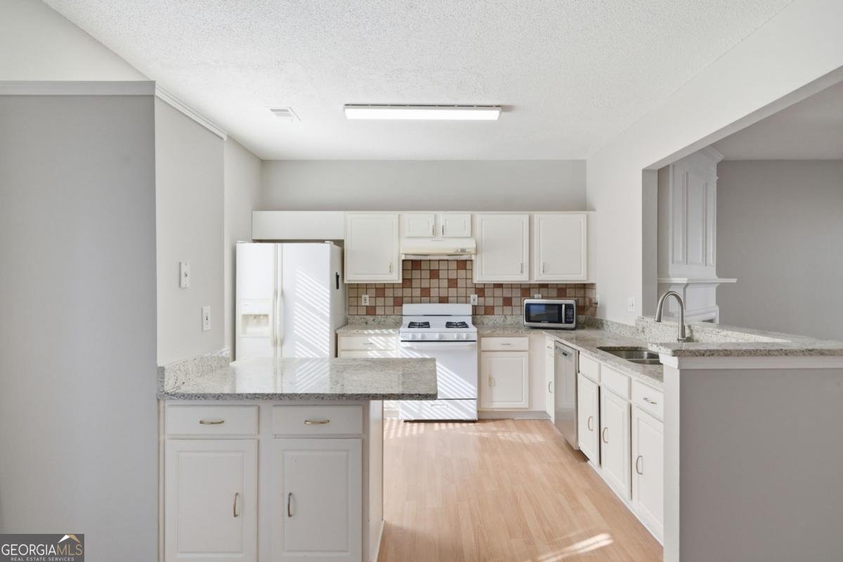 4645 Valais Court Alpharetta - Photo 10