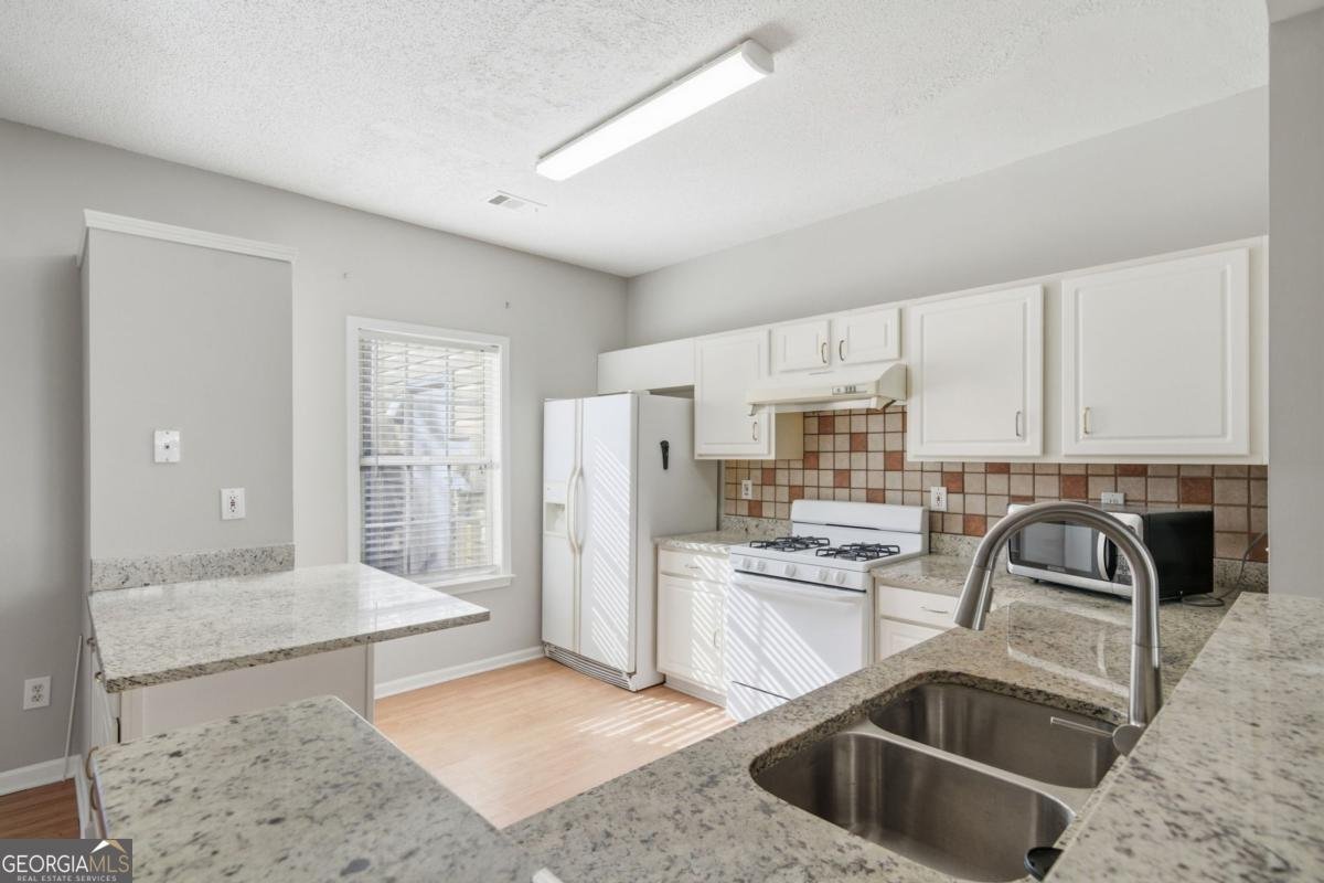 4645 Valais Court Alpharetta - Photo 9