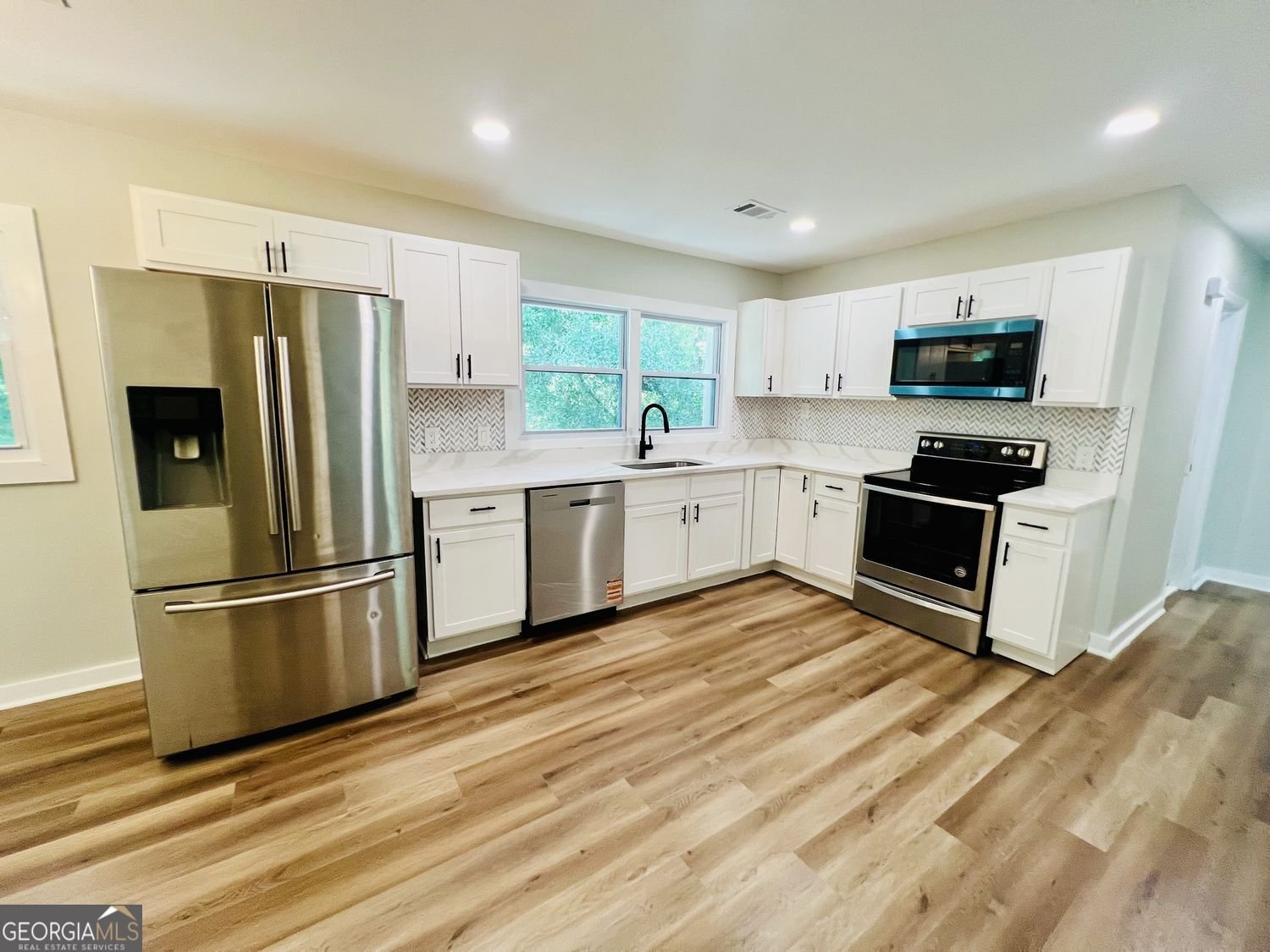 4248 Yates Drive Columbus - Photo 9