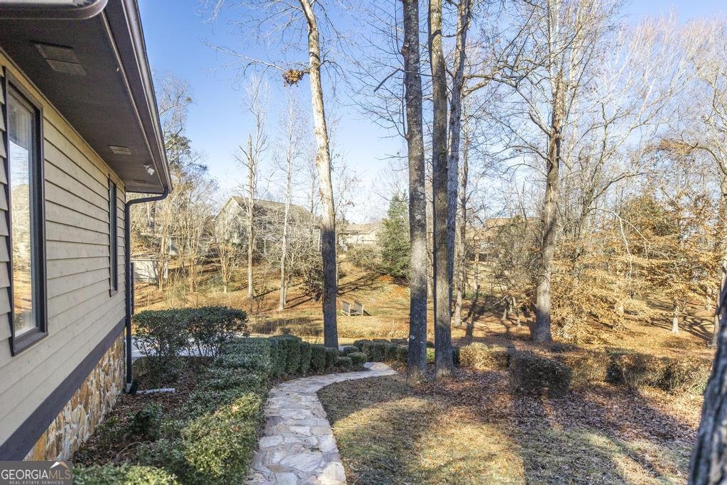 2697 Carriage Court Macon - Photo 8