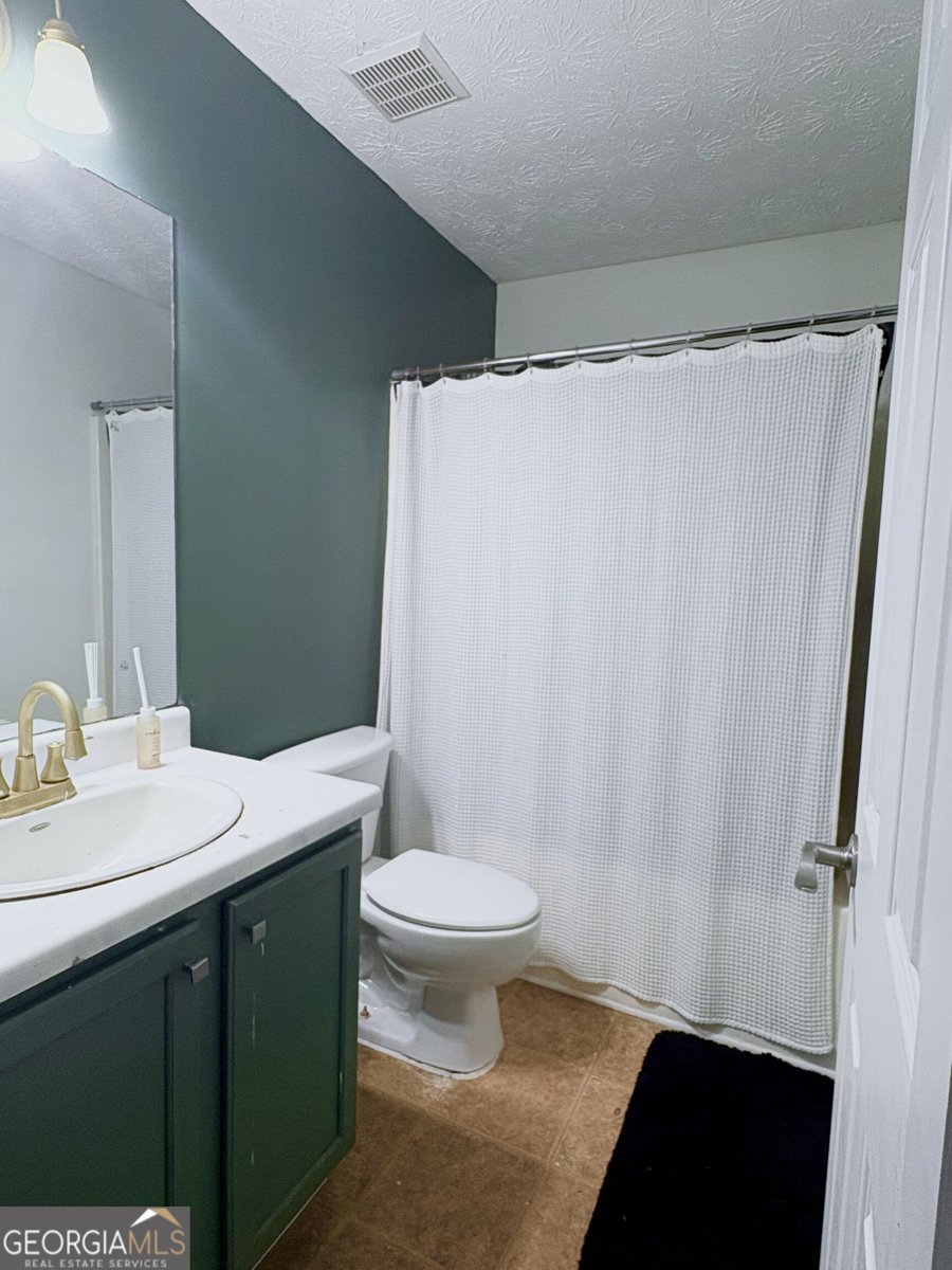 1360 Hill Street Comer - Photo 9