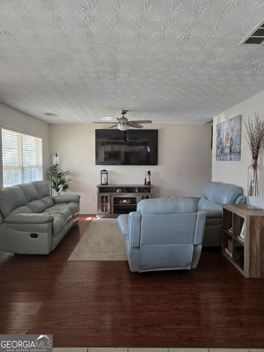 125 Sampson Court Covington - Photo 1