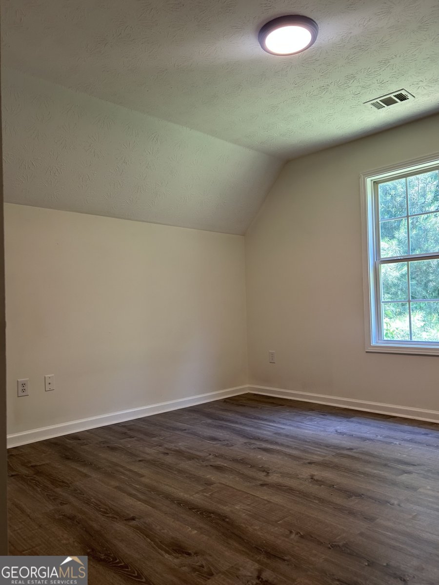 125 Sampson Court Covington - Photo 16
