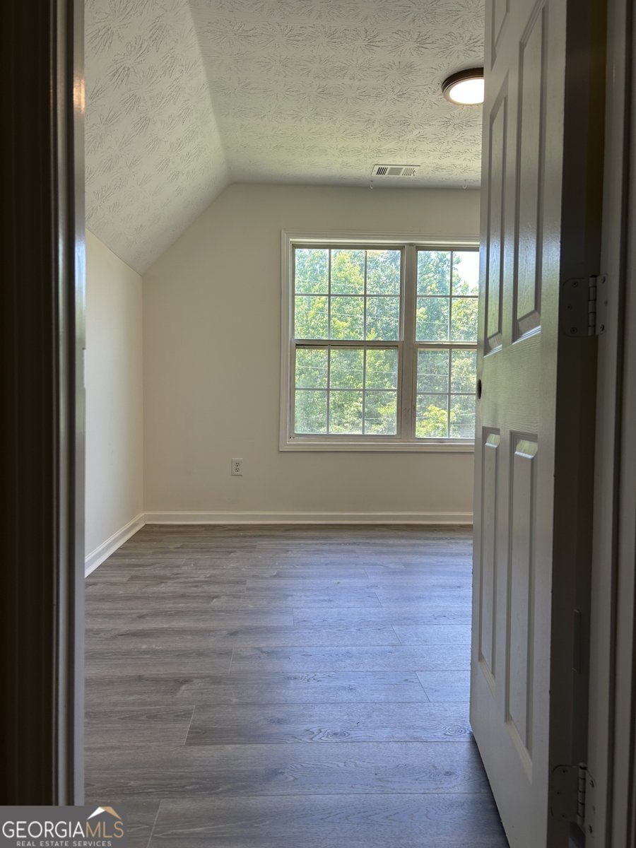125 Sampson Court Covington - Photo 24