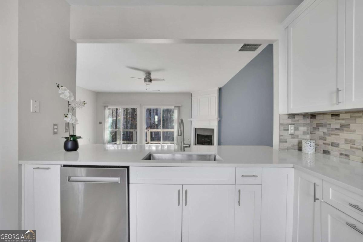 9165 Nesbit Ferry Road Alpharetta - Photo 7