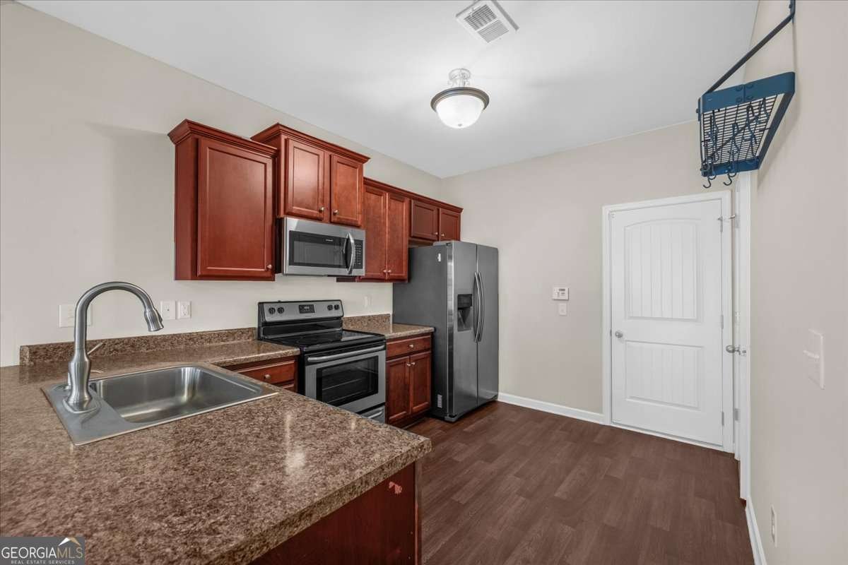 27 Longleaf Circle Fairburn - Photo 13