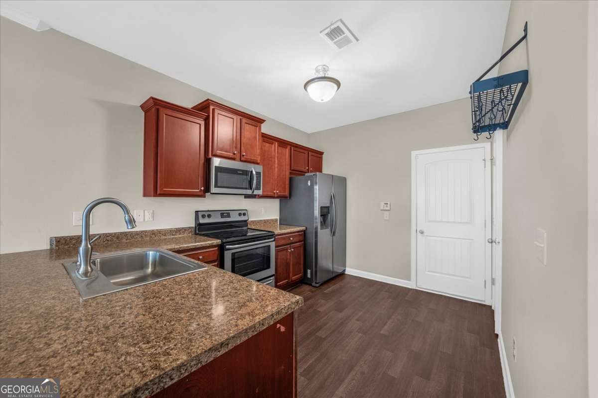 27 Longleaf Circle Fairburn - Photo 18