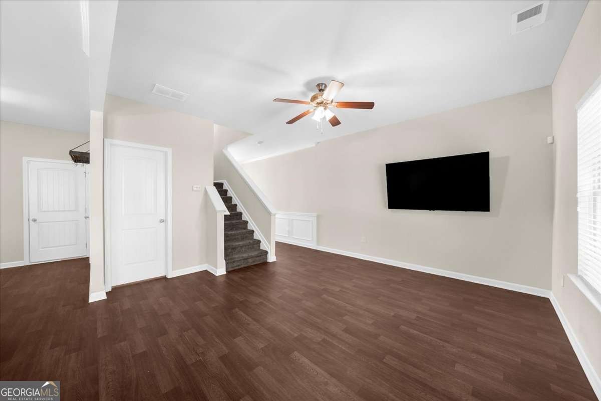 27 Longleaf Circle Fairburn - Photo 8