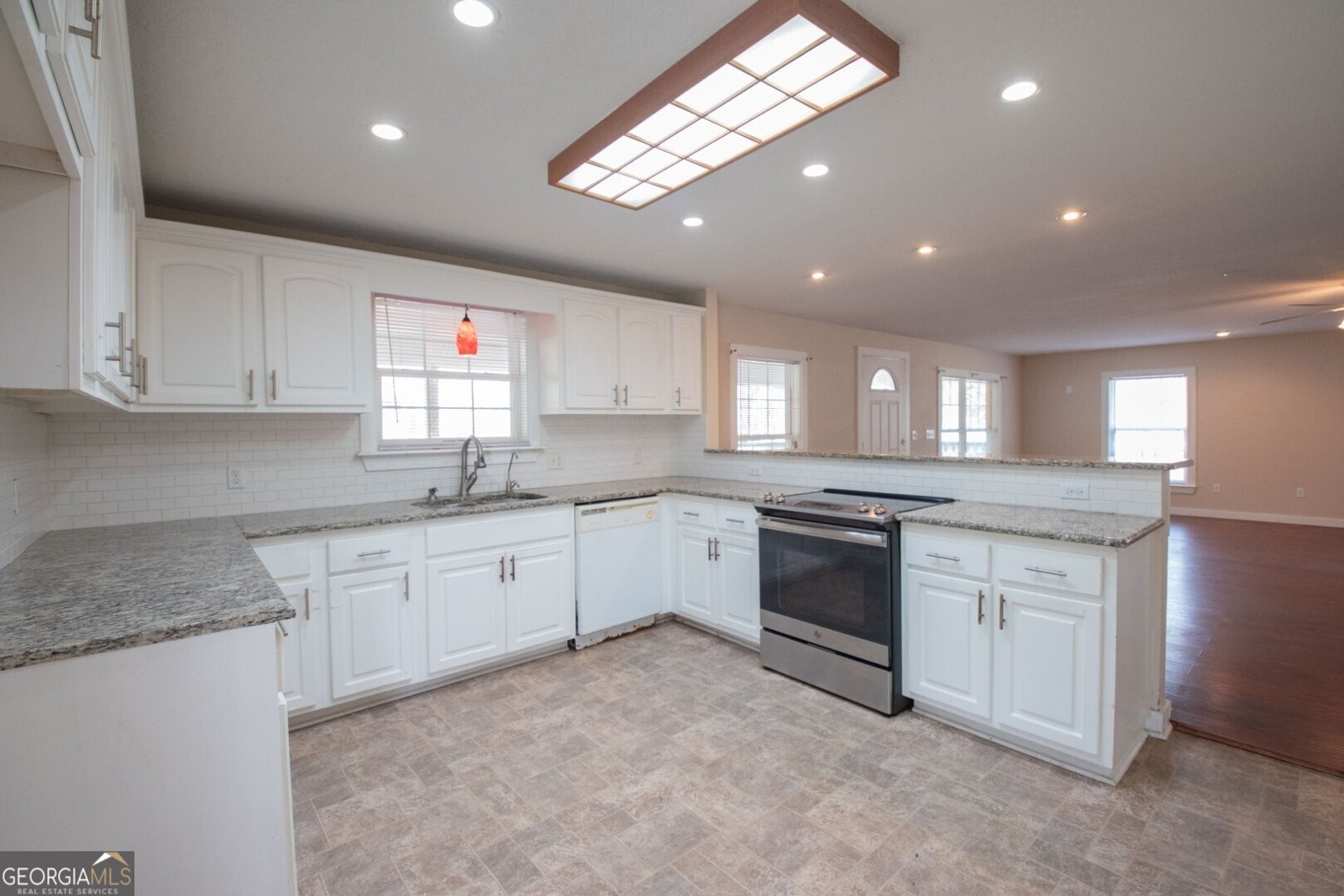 3323 Clarks Bluff Road Kingsland - Photo 9