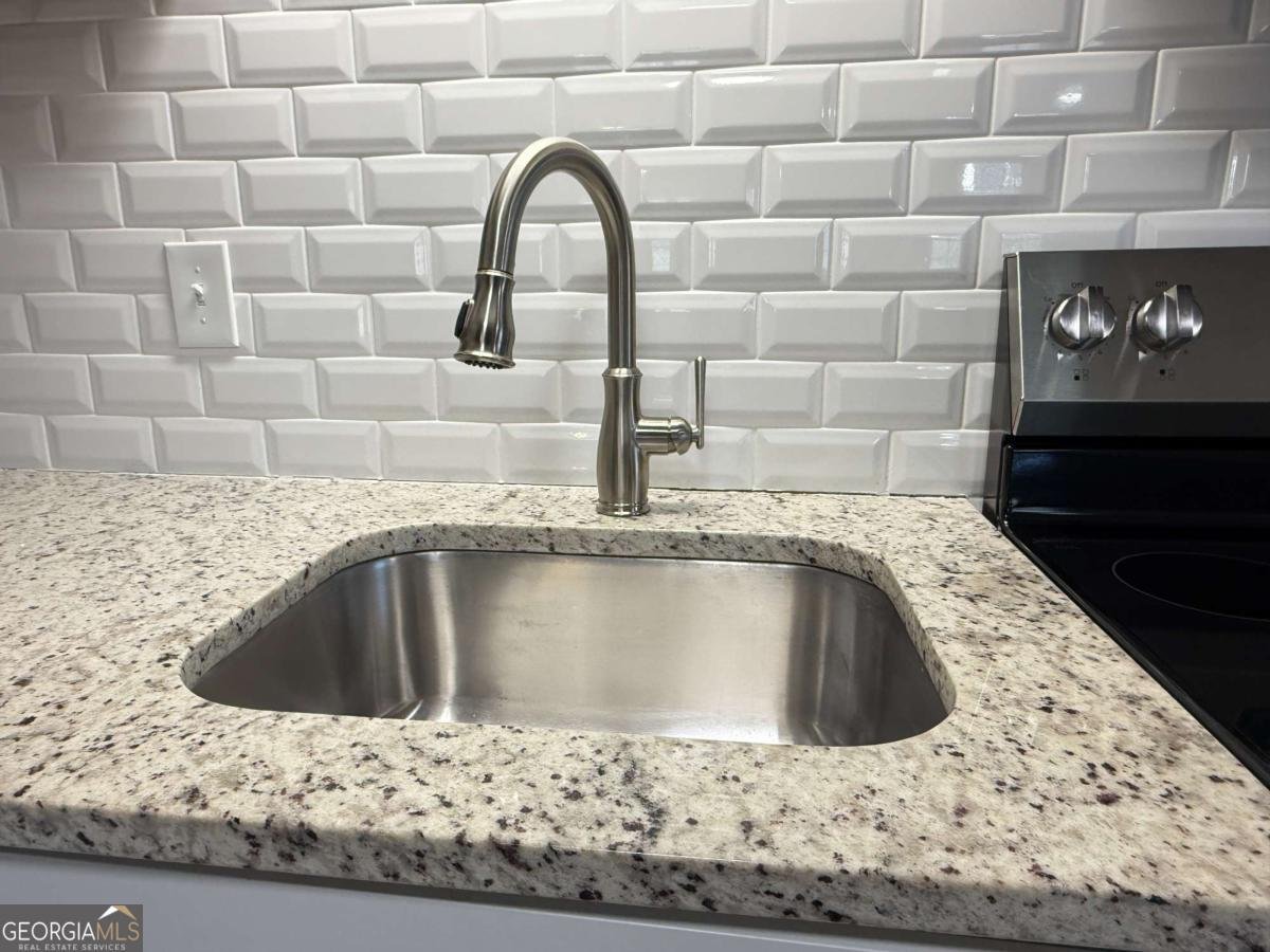 4320 Hunter Road Gainesville - Photo 8