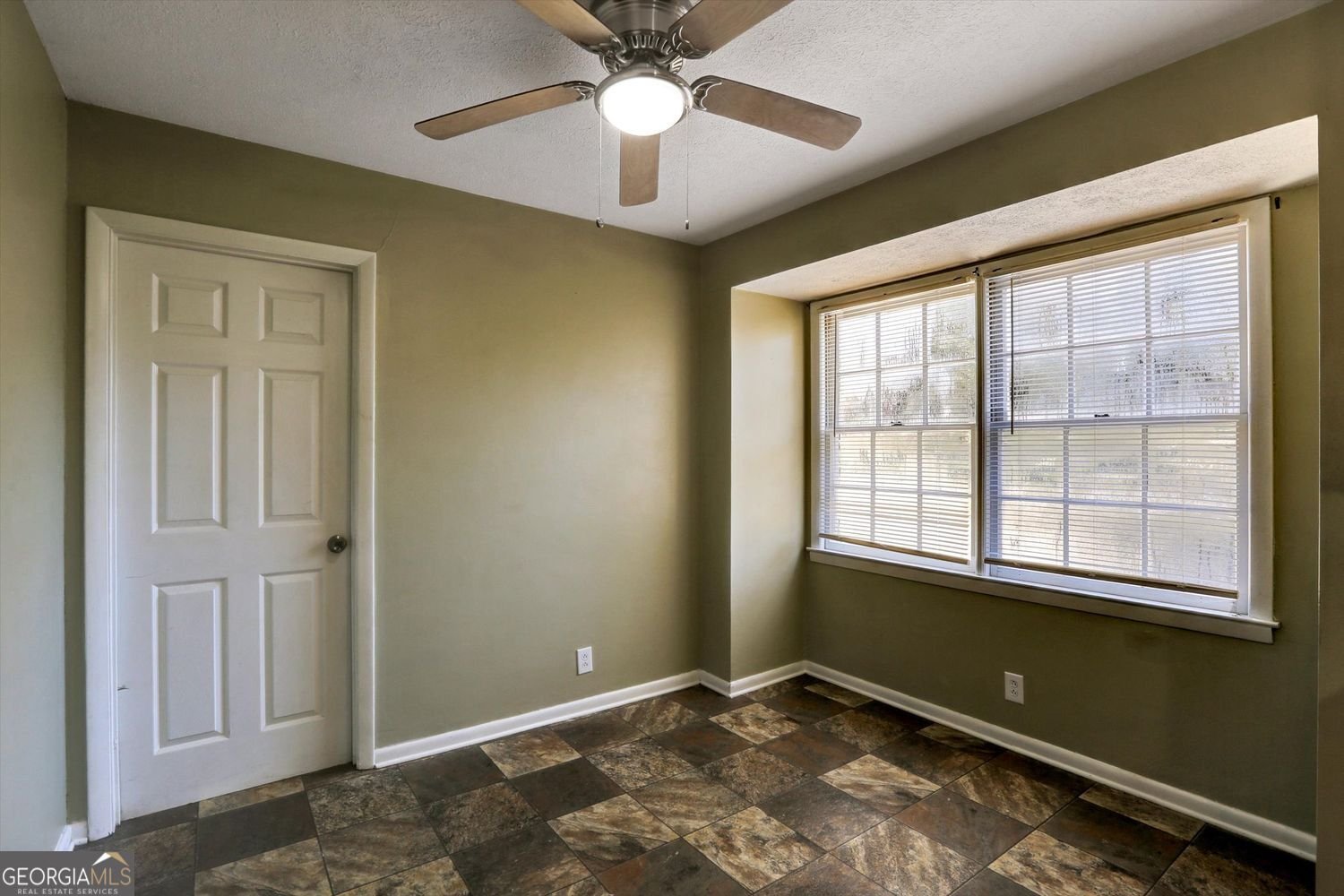 1266 Hickory Drive Lilburn - Photo 27