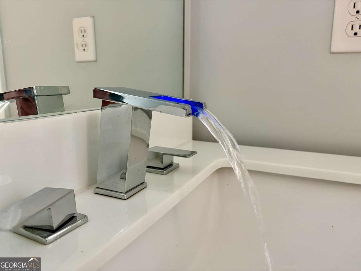 6347 Ellenwood Drive Rex - Photo 18