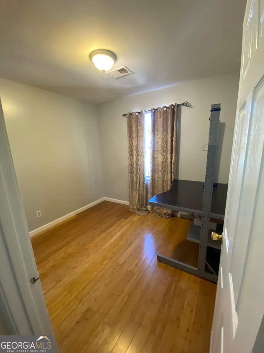 1025 Lynwood Place Forest Park - Photo 14