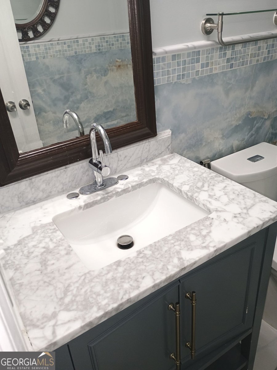 1025 Lynwood Place Forest Park - Photo 24