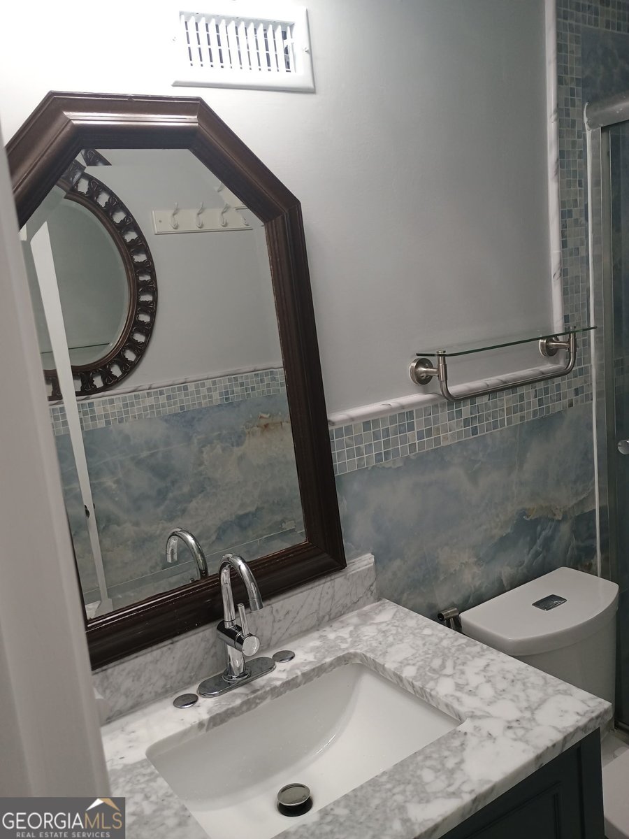 1025 Lynwood Place Forest Park - Photo 26