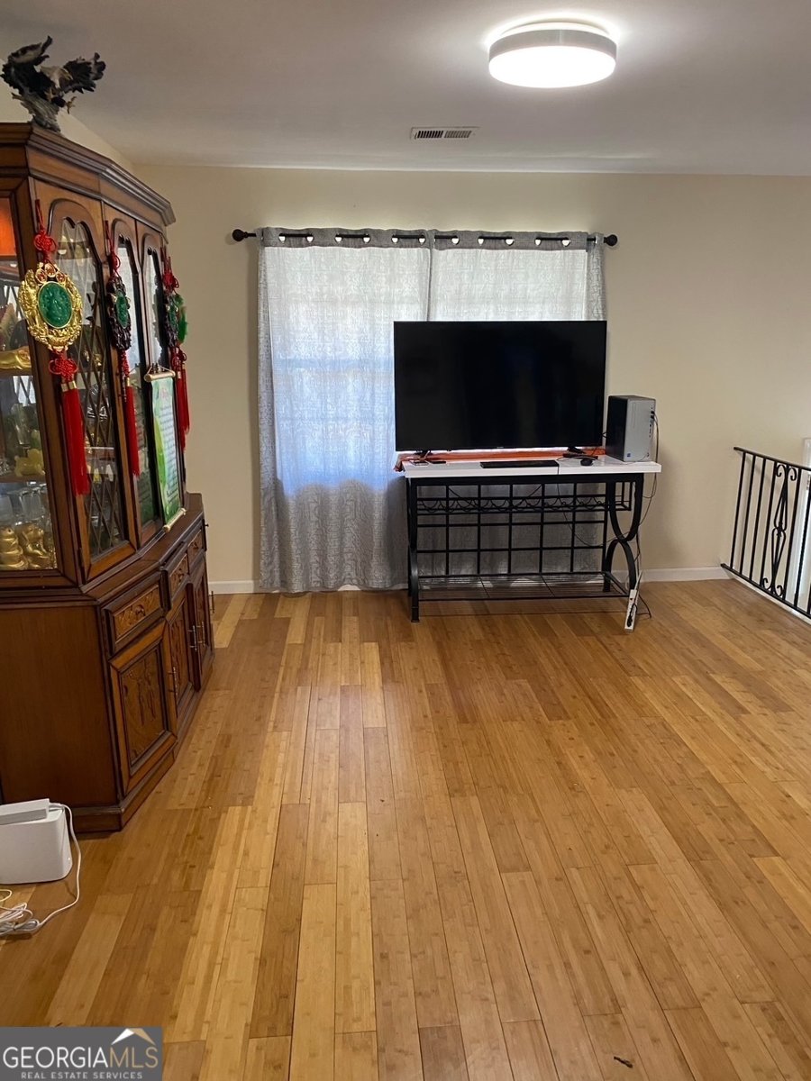 1025 Lynwood Place Forest Park - Photo 8