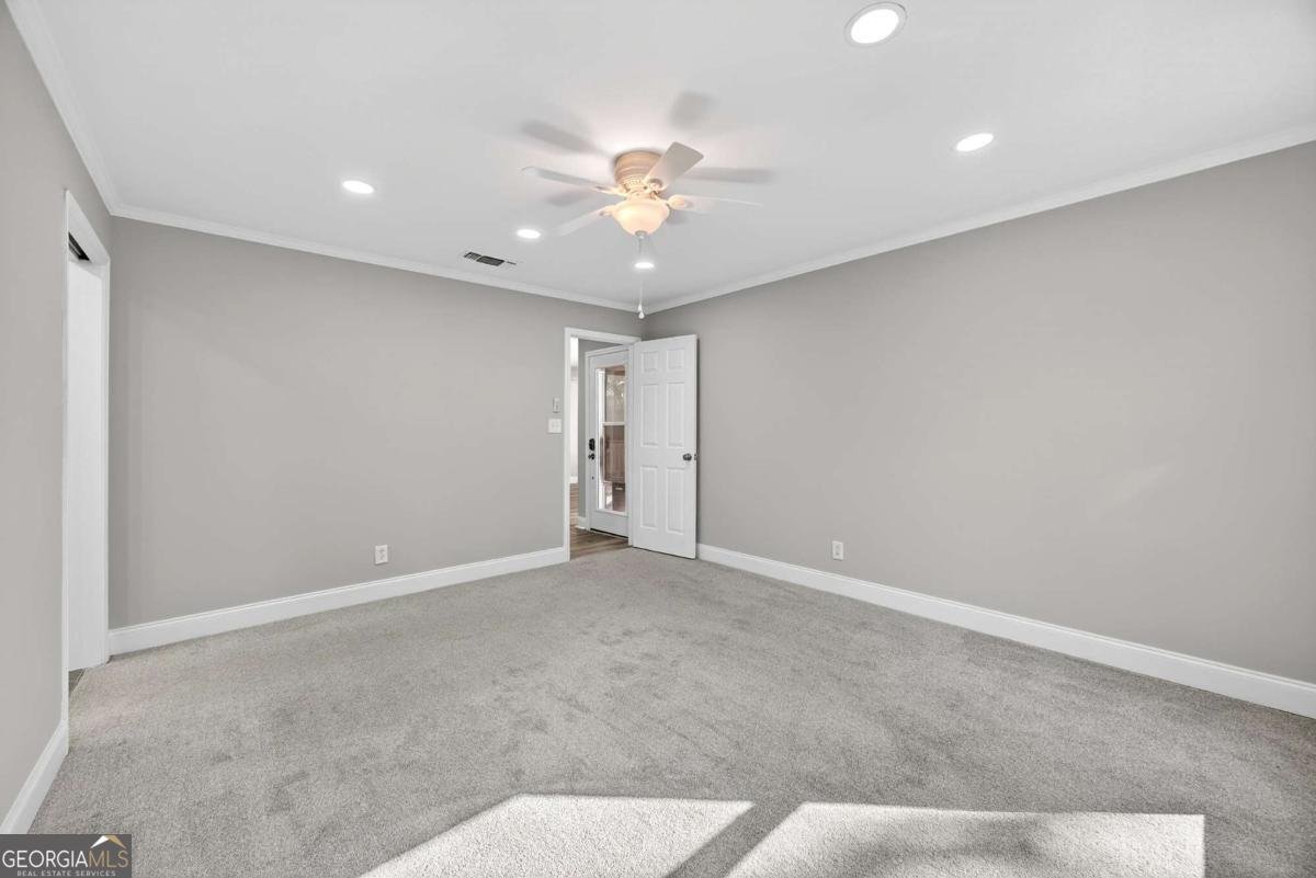 6550 Deerings Lane Peachtree Corners - Photo 13