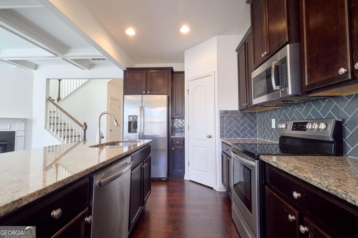 1942 Paxton Ridge Court Lilburn - Photo 8