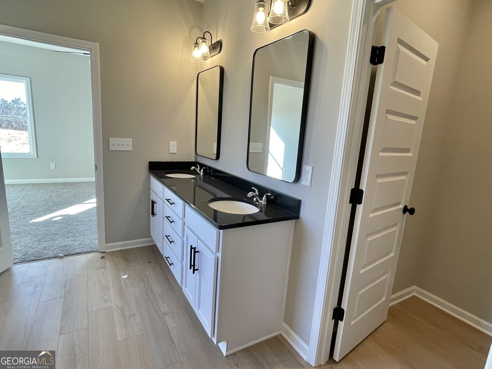 1212 White Oak Way Griffin - Photo 31