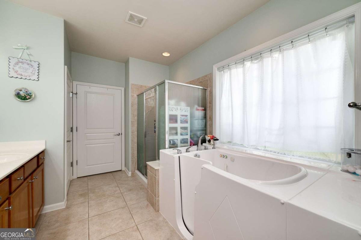 230 Begonia Court Griffin - Photo 6