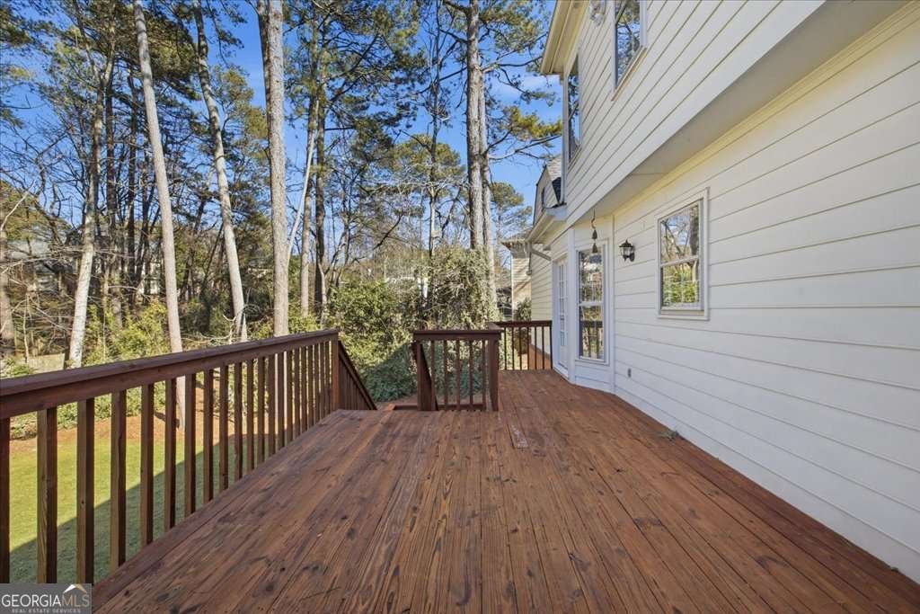 4228 Allenhurst Drive Peachtree Corners - Photo 11