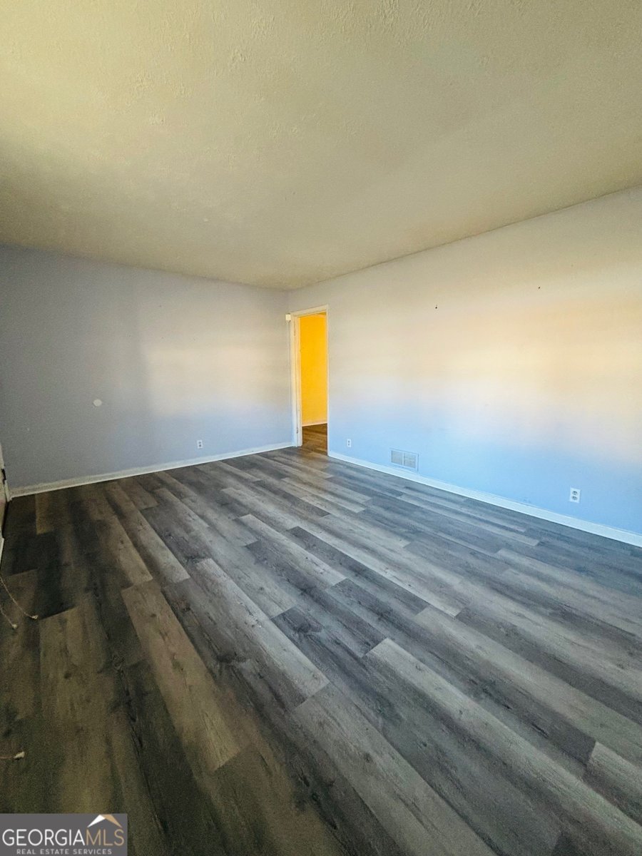 266 Ridge Trail Riverdale - Photo 11