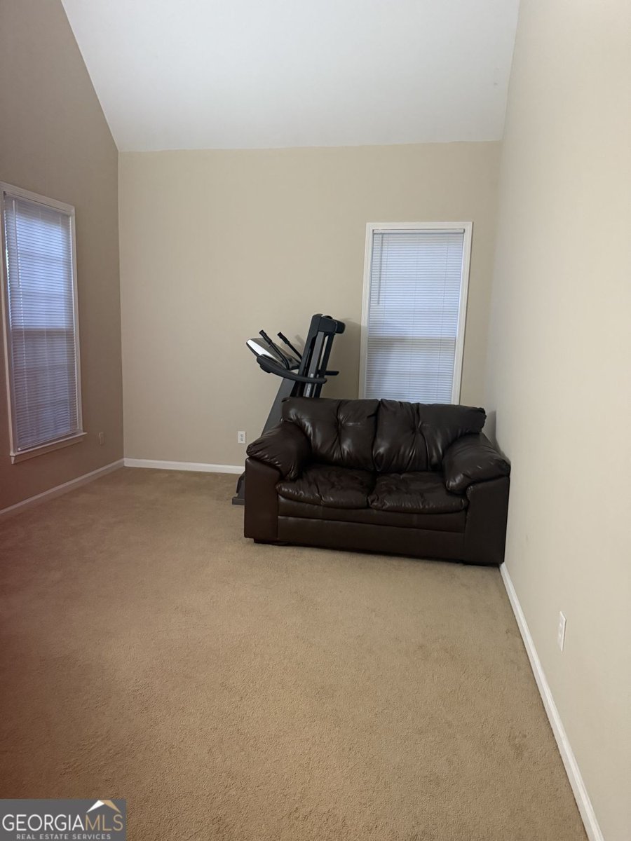 275 Rose Ivy Court Lawrenceville - Photo 9