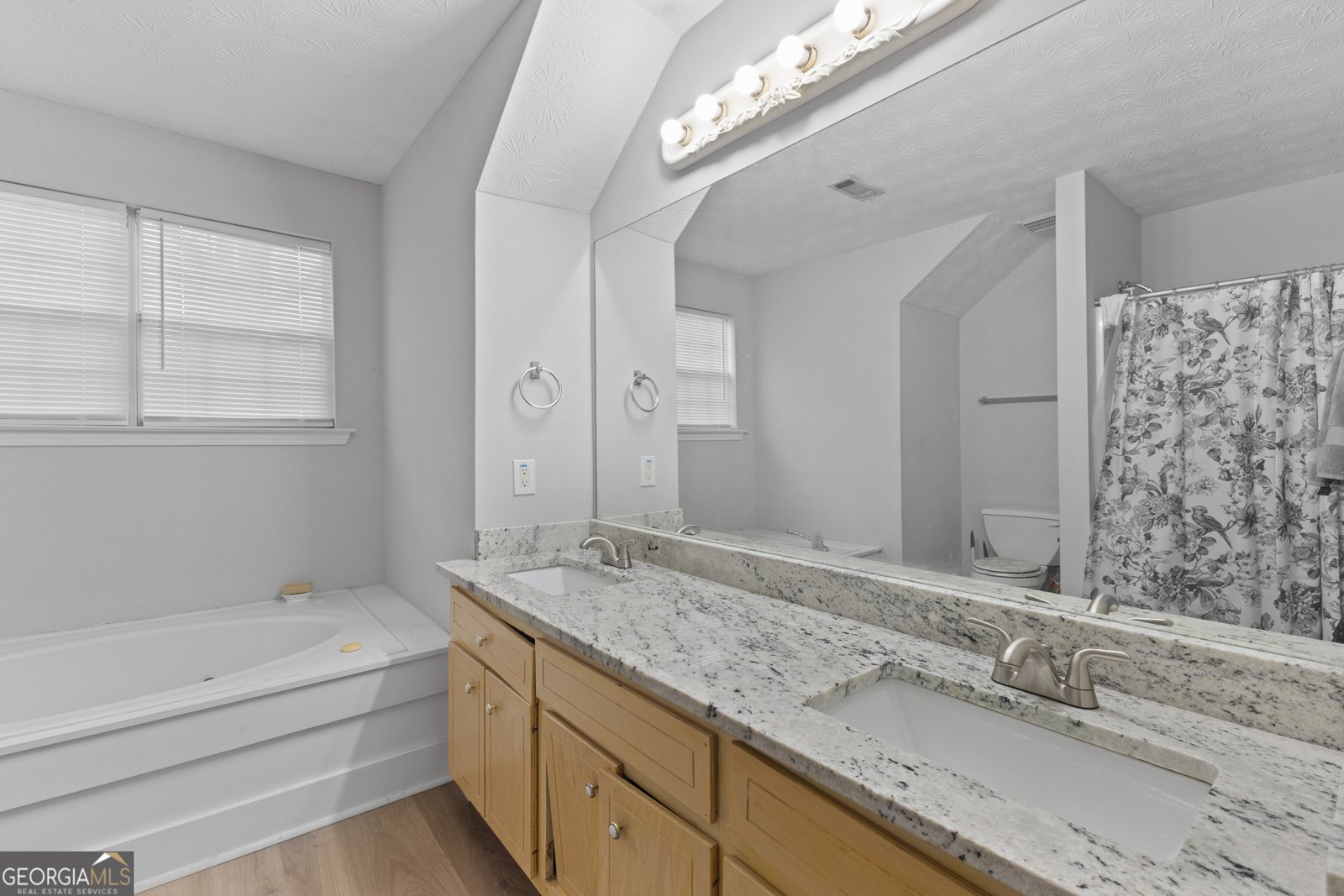 130 Goldfinch Drive Covington - Photo 13