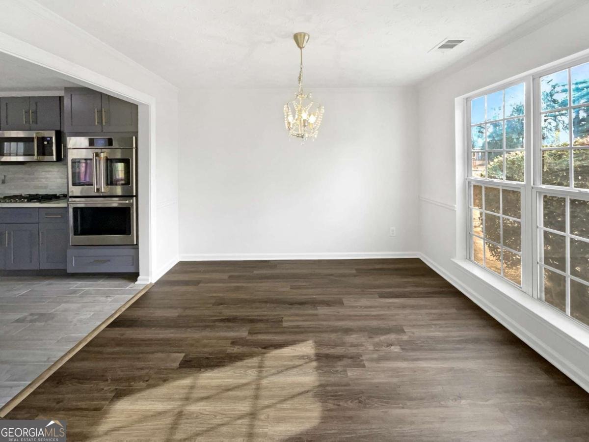 1419 Fall River Drive Conyers - Photo 11