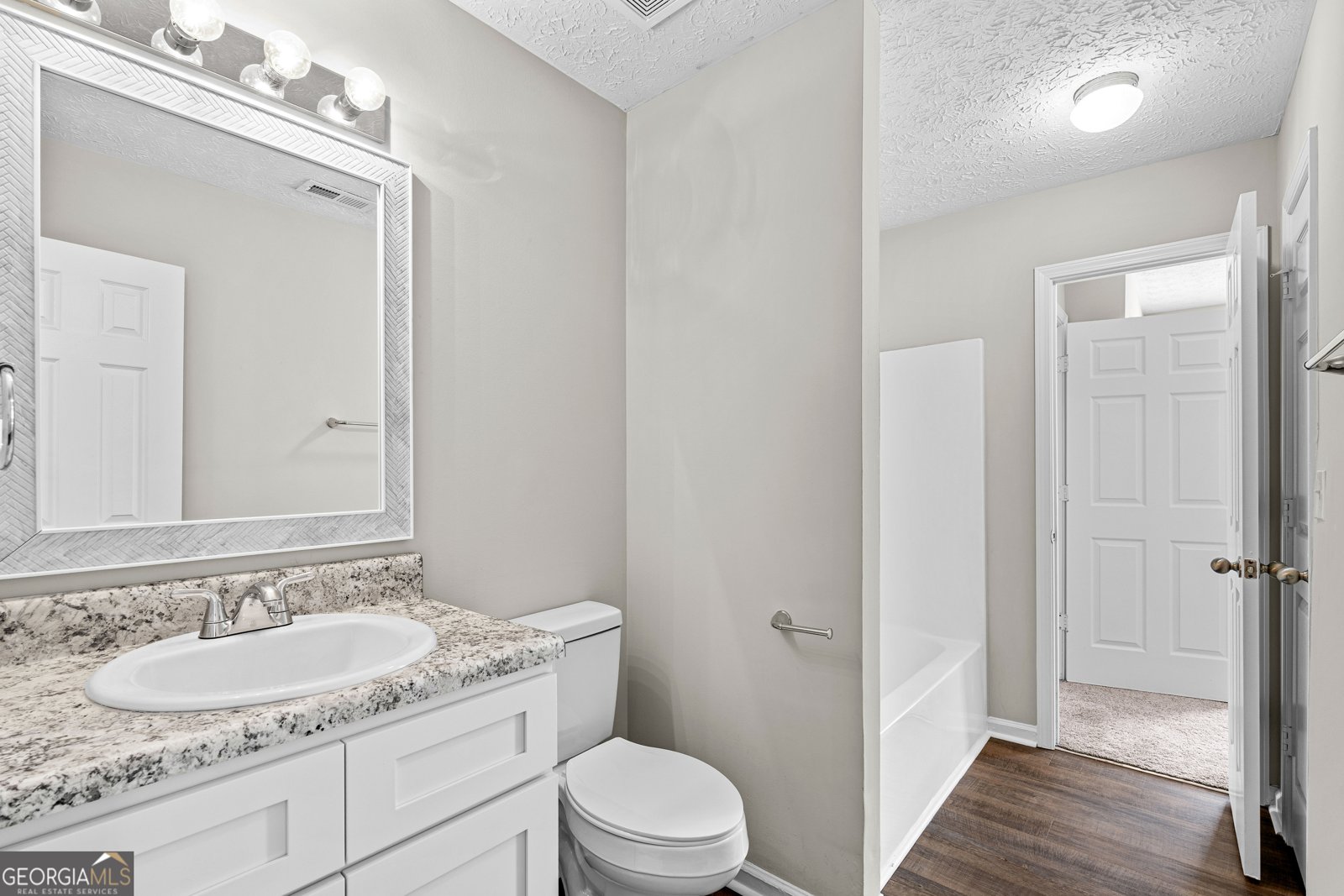 160 Charleston Place Covington - Photo 10