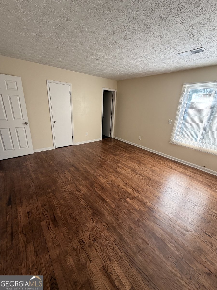 5655 Pine Meadows Court Morrow - Photo 14