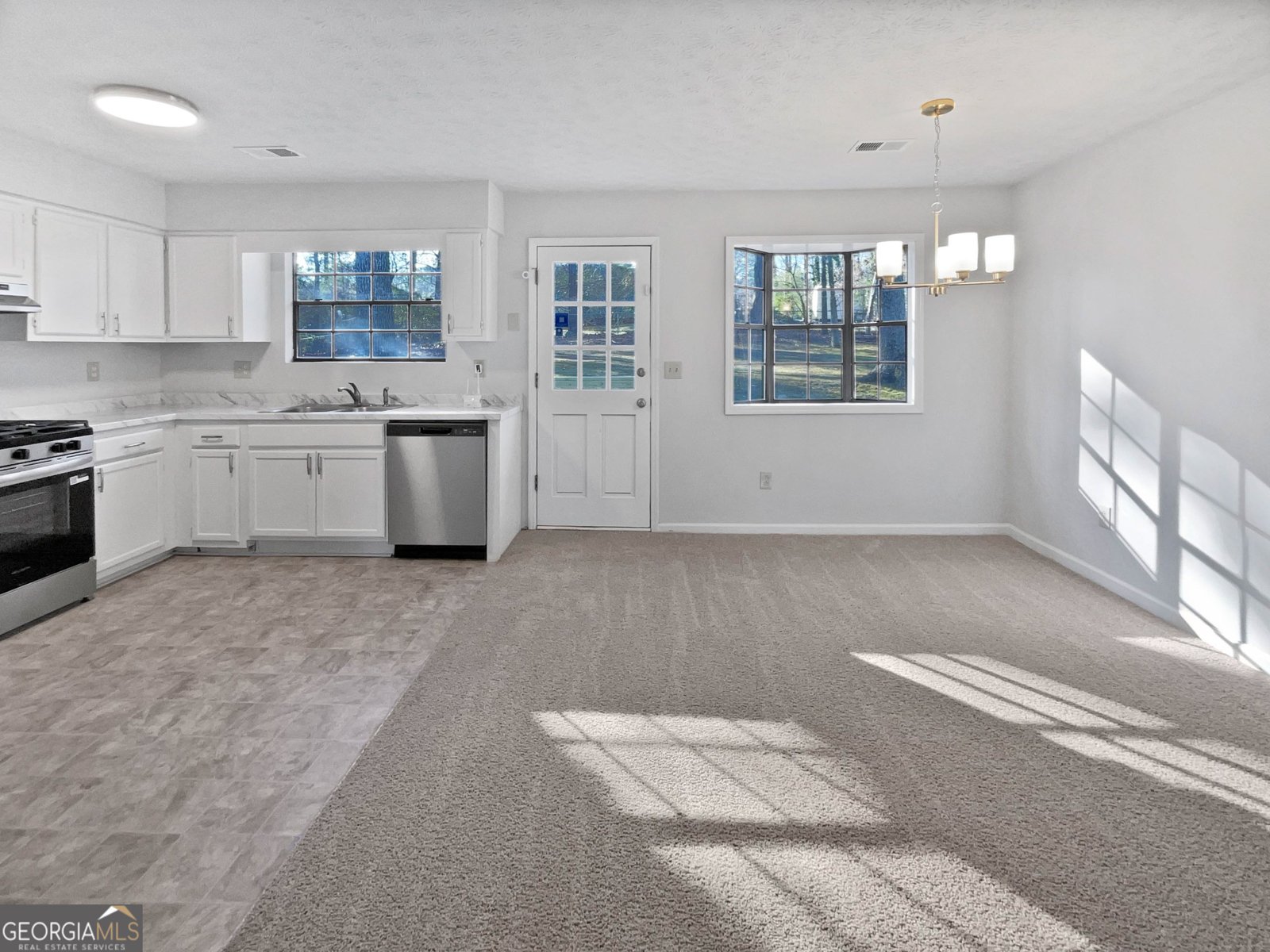 6006 Radford Drive Riverdale - Photo 11