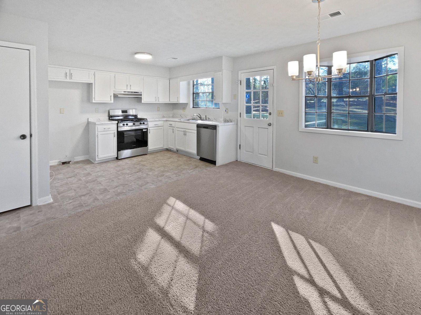 6006 Radford Drive Riverdale - Photo 12