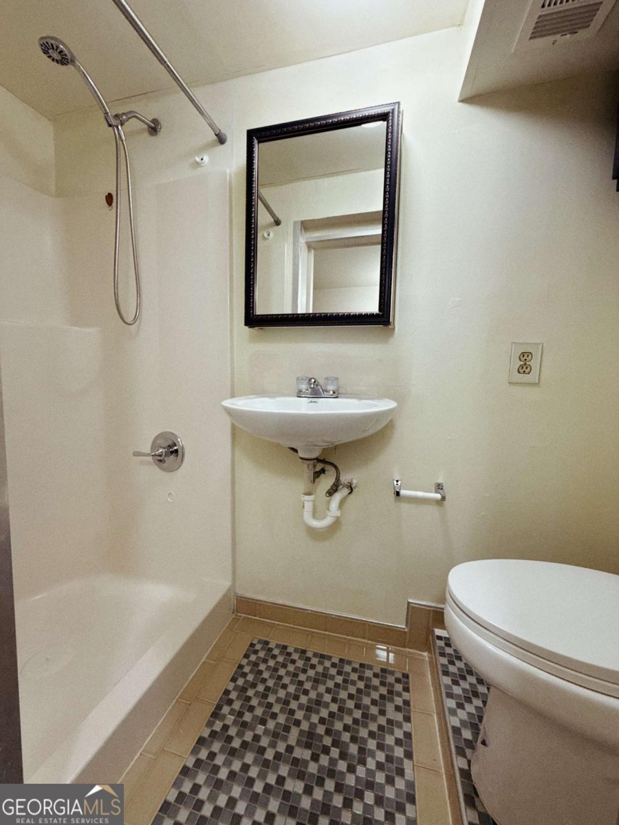 815 Sunfield Drive Lilburn - Photo 11