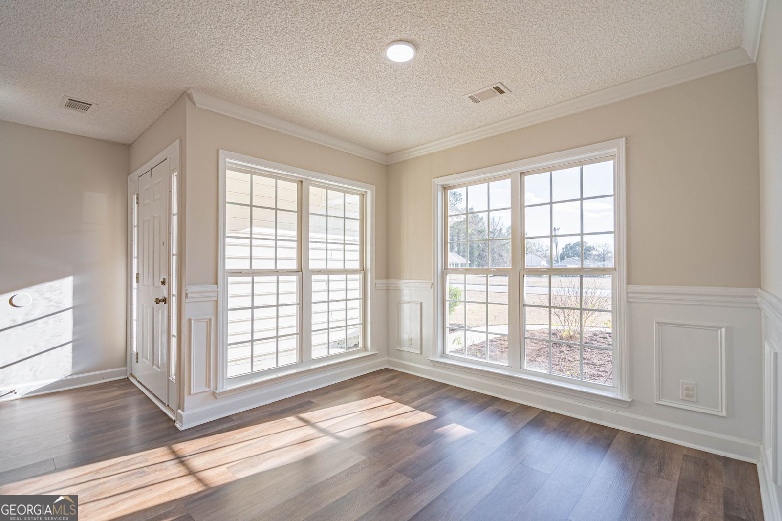 404 Sir Arthur Court Guyton - Photo 6