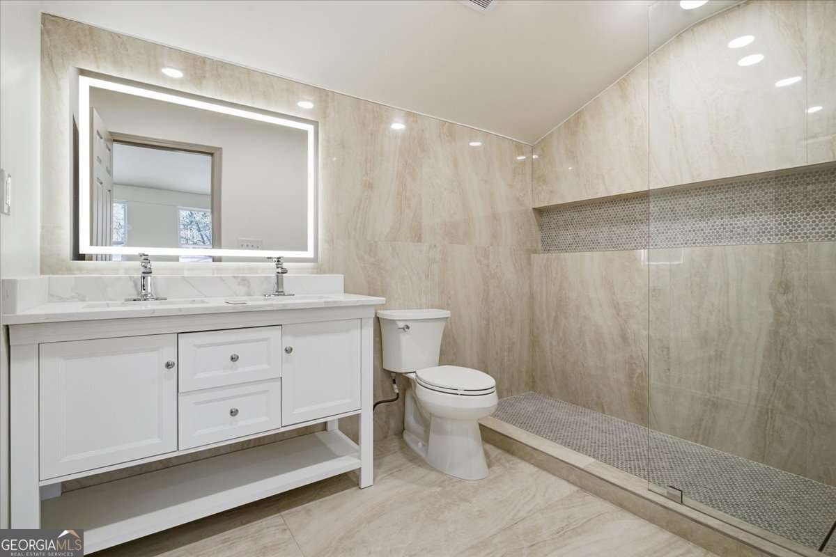 670 Stonehedge Drive Stone Mountain - Photo 15